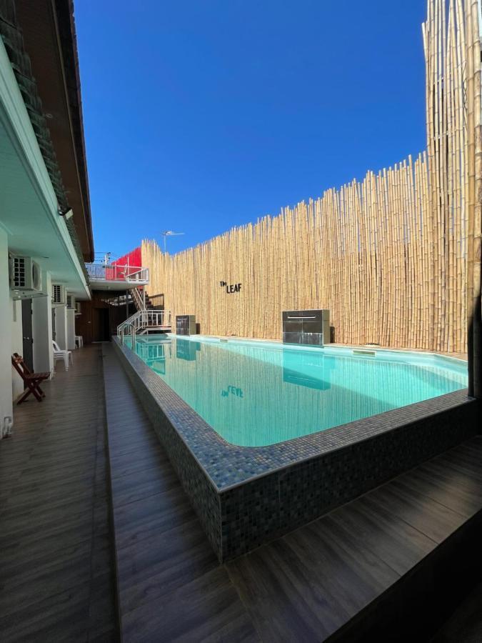 The Leaf&pool Kohlarn เดอะลีฟ&พลู ที่พักเกาะล้าน Hotel