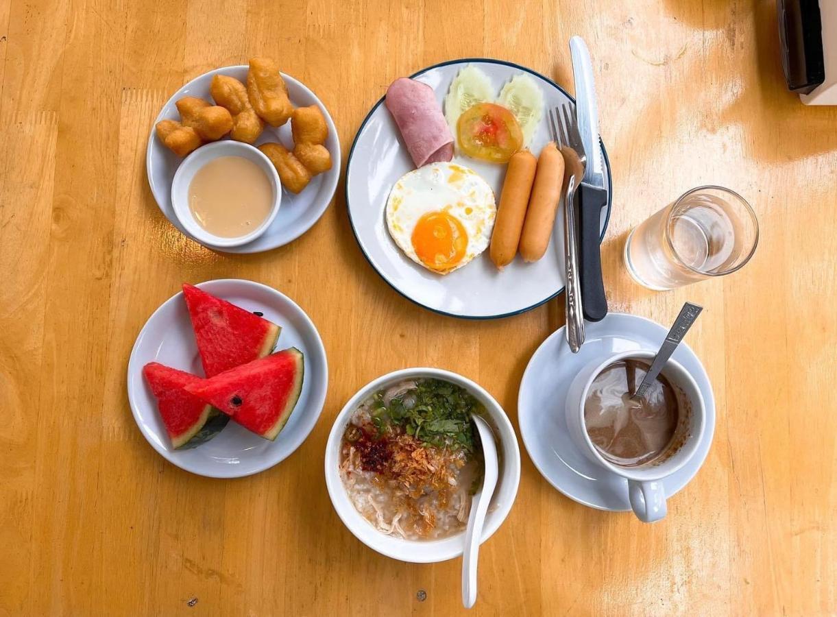 Hotel The Leaf&pool Kohlarn เดอะลีฟ&พลู ที่พักเกาะล้าน *